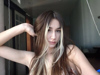 NilaBartkus Public Pic 7