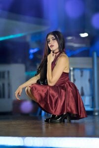 Maniac 💃🏻 de JadeSummerr  2 Imagens