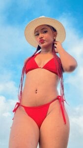 _mia_sweett sun beach and sand😎😘 Pic