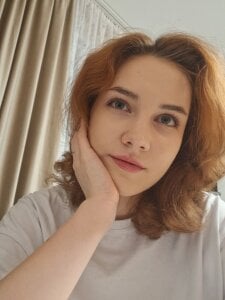 SamellaFlugum Public Pic 2