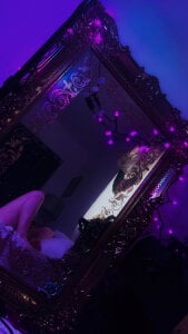 GoddessRae19 Public Pic 6