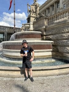 good_Dennis Me  2. fénykép