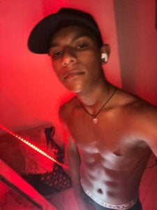 brandon_boycock hi love wellcome Poză 3