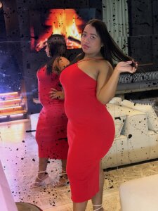 sweetebony_970 NEW YEAR Pic 2