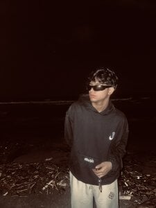 alice_julls Photos on the beach Pic