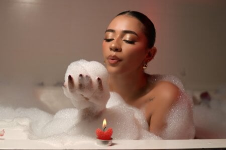 lexxa_ water, foam and sexy red lingerie.❤️ slika 4