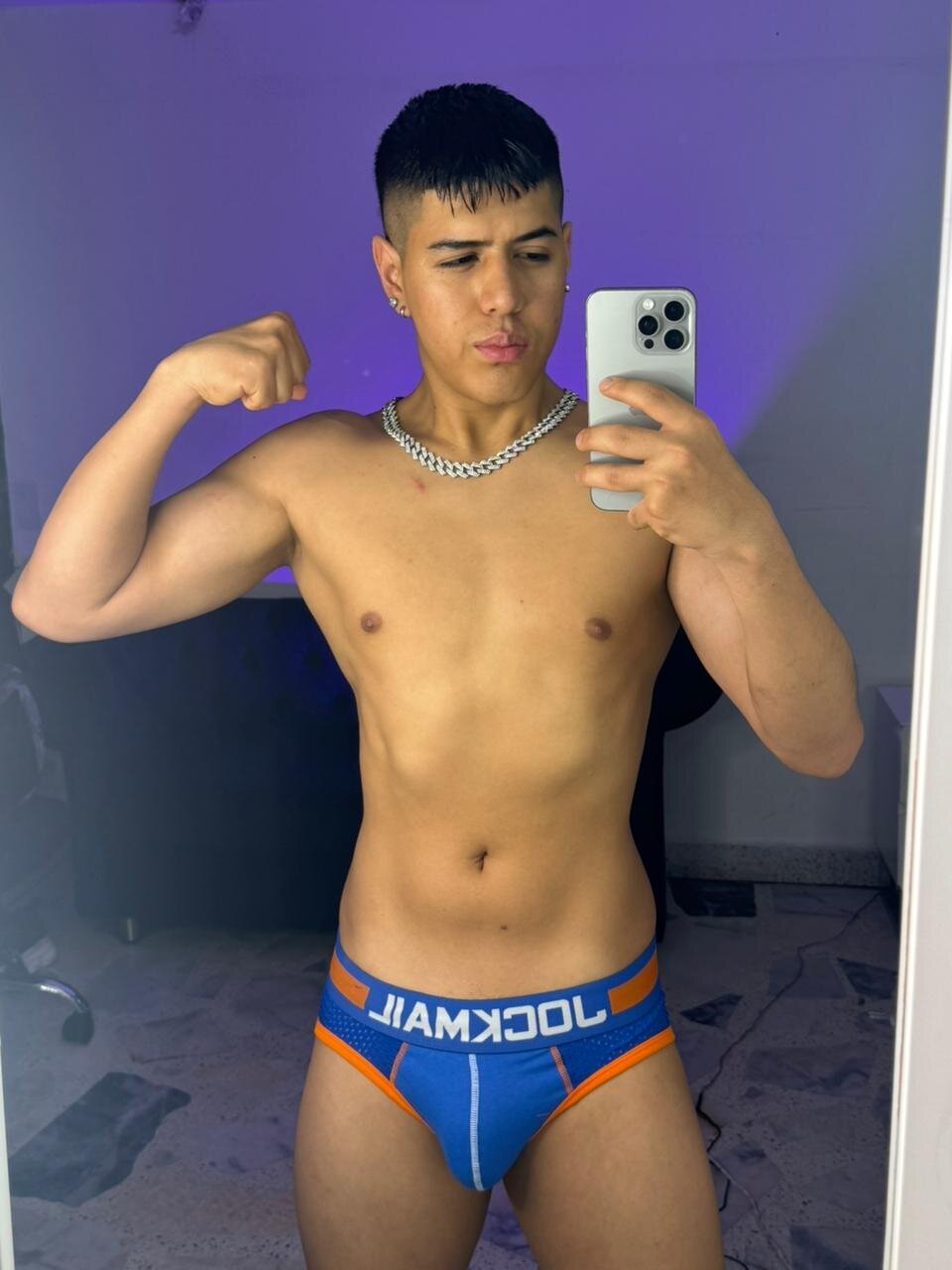 Angel_Khouri Právě oblíbené foto 191