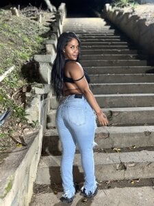 lilly_jackson Chilling.🍃 Poză 3