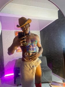 mike_aly Paint me 🎨 Pic 5