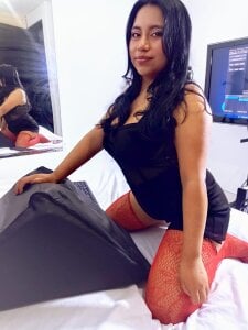 sexy de veronicaa_squirt  3 photos