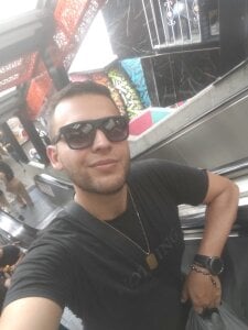 dominic_and_zoe Public Pic 3