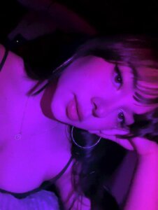 Public od Ayleen_Hall  snímek