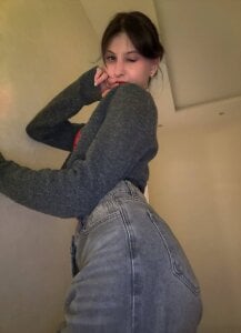 LouiseChavezquiet day Bild 2