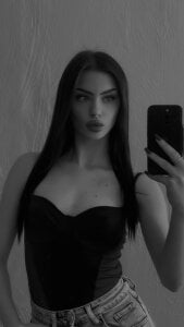 Cherry___Kiss Public slika 3