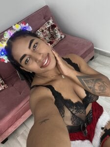 Vanessarios01 Merry christmas 🎄 ❤️ Pic 2