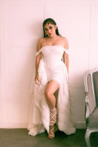 nicolle_pierce Im into white🤍 Pic