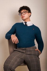 Valentin0_3 “Late night study session 💻☕ Who wants to be my study partner?” Bilde 4