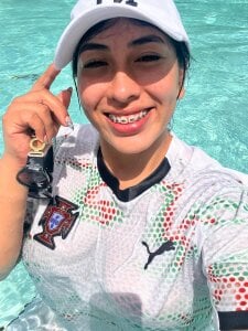 Lizz_Joness Public  4টি ছবি