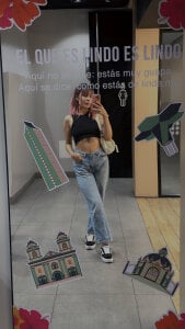 Public de alesziarose_  2 Imagens