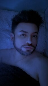 tonyglams Public Pic