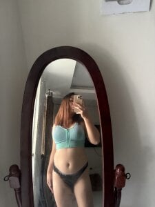 SofiaClifford: Small But Terrible ( 2 фото)