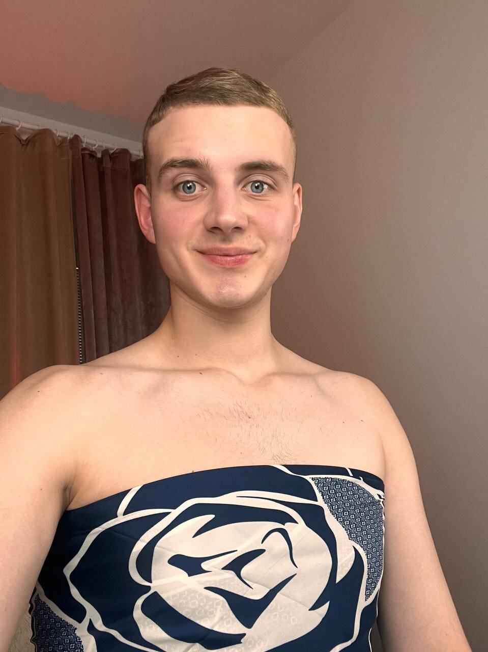 HereAlexColee 热门图片 5103