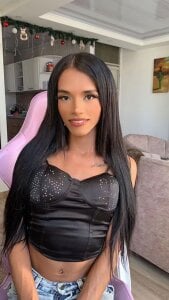 gilbanys_22 🍎 Pic 3