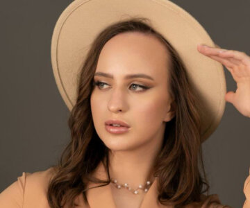 BritniKwak Public Pic 5