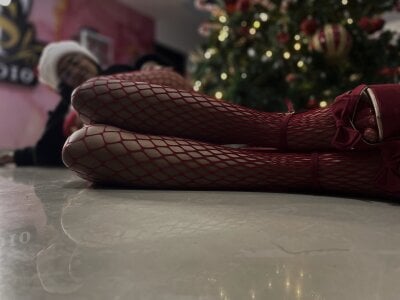 tyra_bankss_ 🌲🎅💋 Pic 3