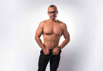 magnusclark Undress me! Pic