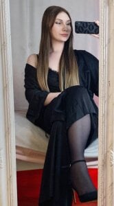 Dianaa_Roseinnocent eyes , innocent lips , innocent body Bild 5