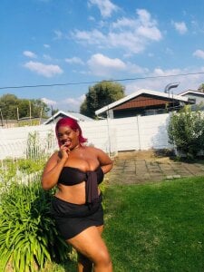 SweetBedroomEyez Hoot❤️‍🔥 Pic 2