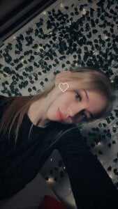 Public de Cute_Student  2 Imagens