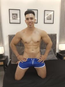 Liam_forest_のSport boy muscleの 3枚の写真