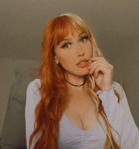 Liya_Liss Public Pic 2