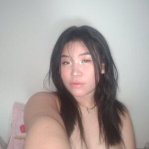 Zyeiii hotties Poză