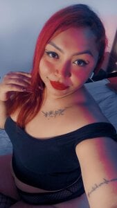 Halleyrosse 😈 Playful Wednesday – Feeling naughty tonight. 🤤🥒😈 Foto