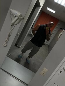 Aaron_MusclePublic照片