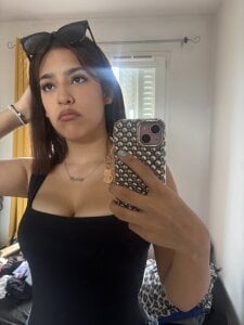 catalina_lina more pics Pic 2