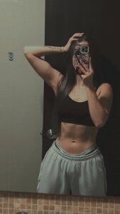 ally_sunx Ally everyday🧃🩷 Photo 4