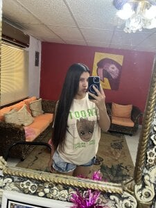 Paola-Santy Public Pic 4