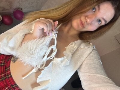 Ruby_Al1en 😎 look at me Pic 2