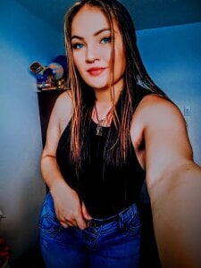 mia_collinxx I like my eyes so much 👀💘 Bilde