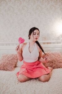 SerenaLoves Public Pic 2