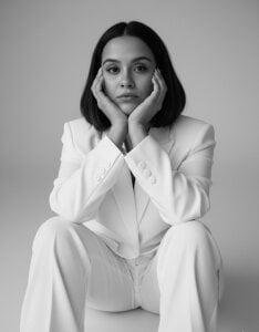 Malika_uAngel Classic women Pic 5