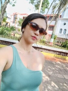 TherezaLarson My outings зображення