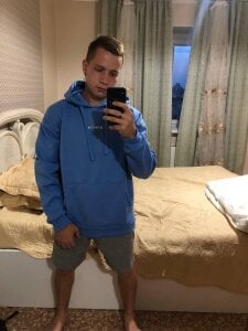 Karl_Night_🥵图片 2