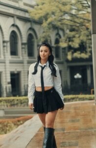 Basta guardare quella donna elegante ❤️ de emma_brooks1 Foto 4