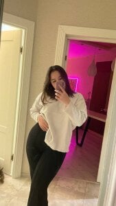 Leila_Mur Public Pic 2