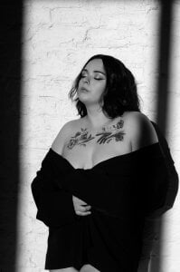 Mia_R0ss Hot 🔥 Pic 4